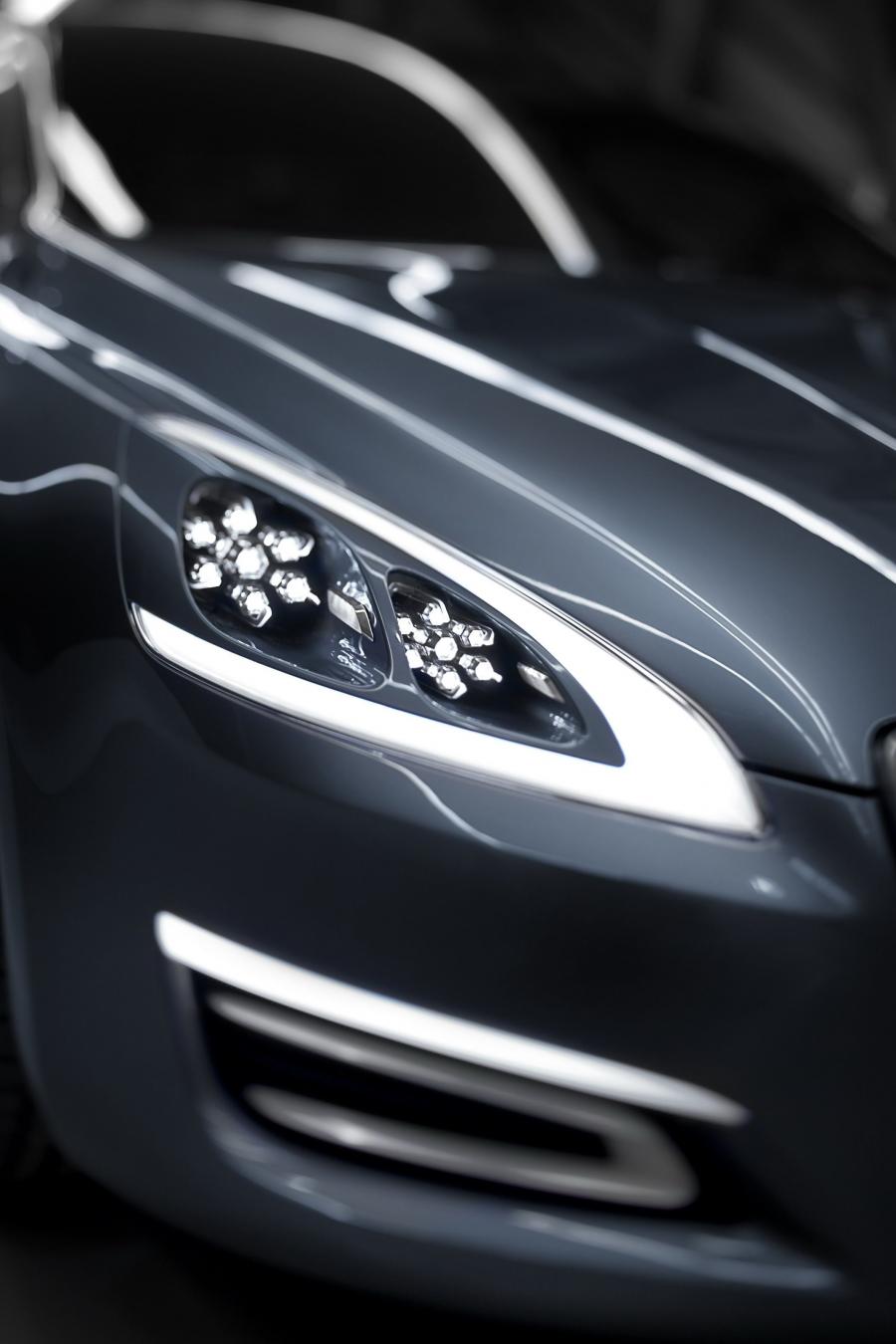  Peugeot 5 Concept 2010 года  (фото 16 из 28)